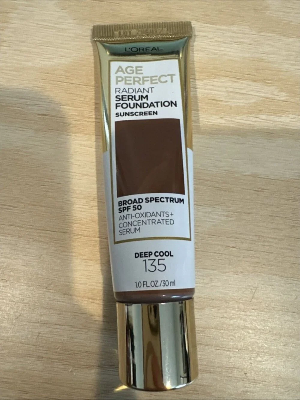 Loreal Age Perfect Radiant Serum Foundation 135 Deep Cool SPF 50